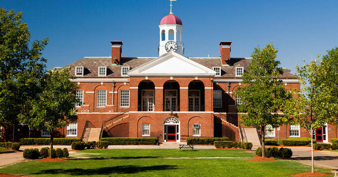 Số người đăng ký vào Harvard tăng kỷ lục